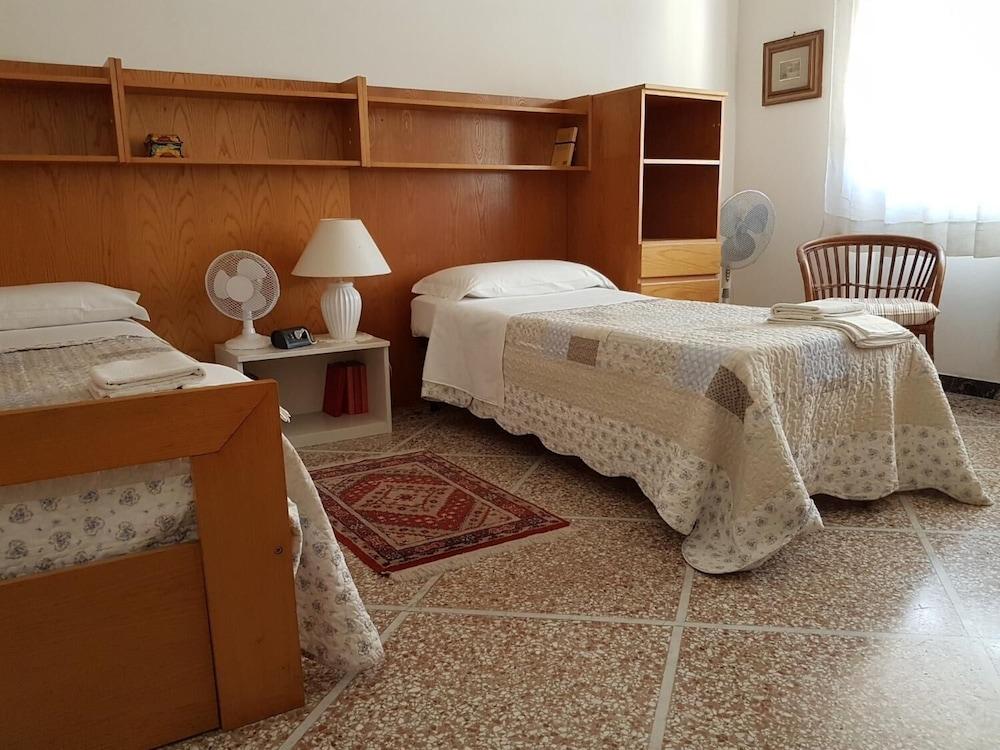 פיזה La Coccinella Guest House מראה חיצוני תמונה